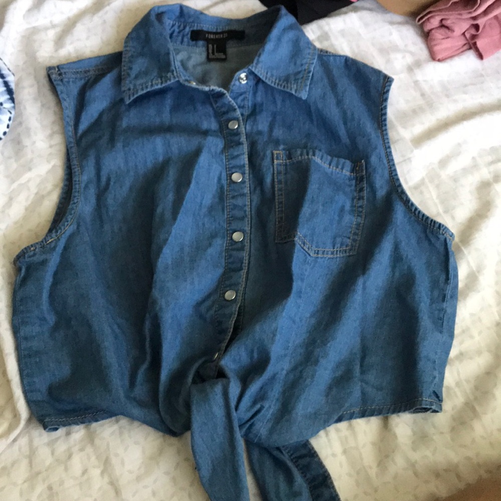 Crop top - Picture 3 of 3